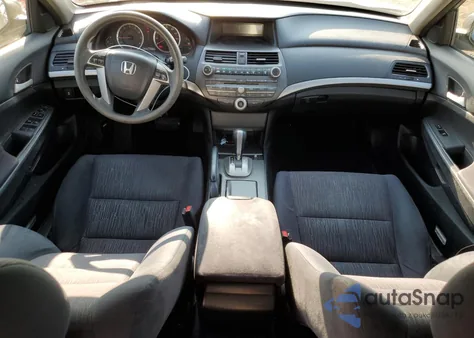 2011 Honda Accord Lxp z USA, uszkodzony, nr VIN 1HGCP2F47BA017570